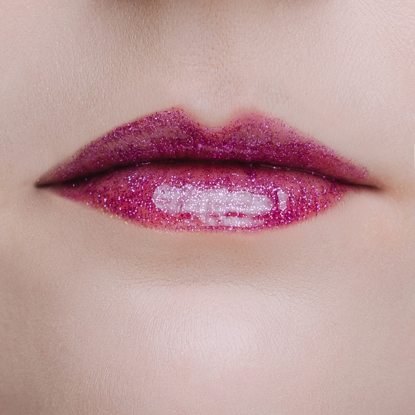 Блеск для губ с блестками Glitter In Gloss (2234R24-05, N.5, N.5, 4,5 мл)
