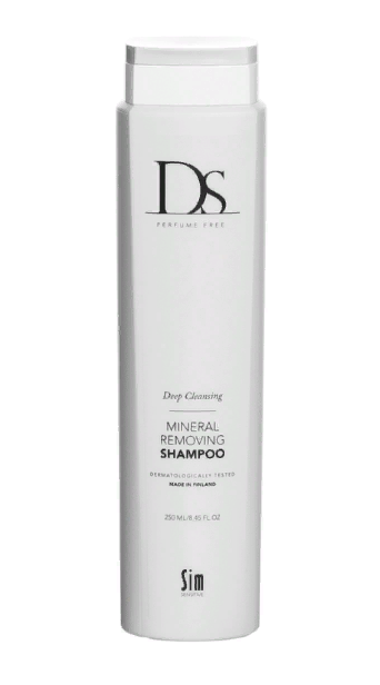 Шампунь для очистки волос от минералов DS Mineral Removing Shampoo этап 1