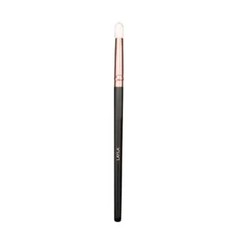 Кисть для теней коническая средняя №112 Precision Crease Brush Layla Cosmetics