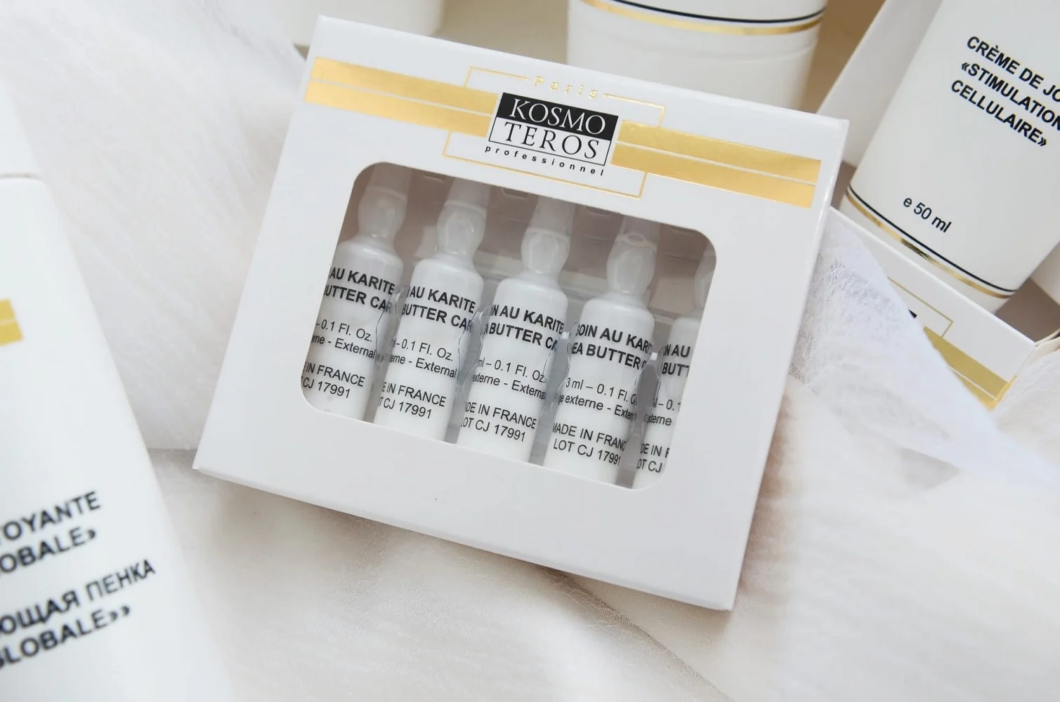 Ревитализирующая сыворотка с пептидами голубой лилии и маслом карите Sérum Revitalisant