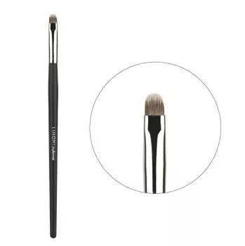 Плоская кисть для теней и подводки №18 нейлон Limoni