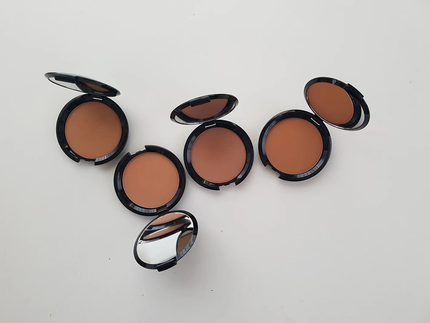 Крем-пудра для лица Top Cover Creamy Powder