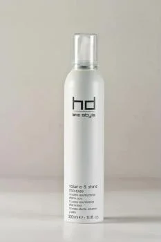 Мусс для придания объема и блеска сильной фиксации Hd Volume & Shine Mousse FarmaVita