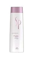 Шампунь для чувствительной кожи головы Balance Scalp Shampoo (300 мл) Wella