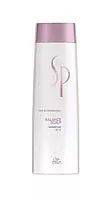 Шампунь для чувствительной кожи головы Balance Scalp Shampoo (300 мл) Wella