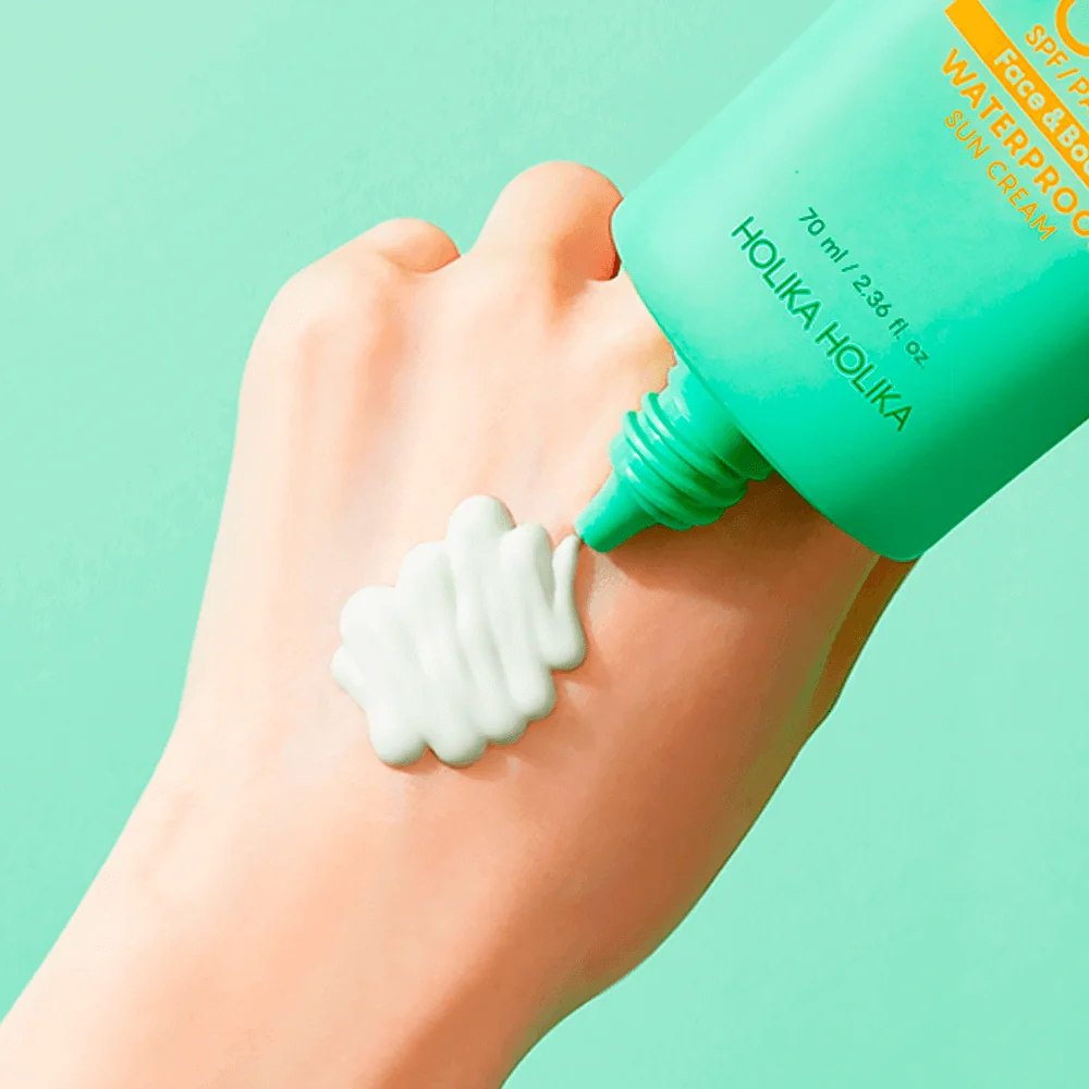 Солнцезащитный крем с алоэ Aloe Waterproof Sun Cream SPF 50+ PA ++++