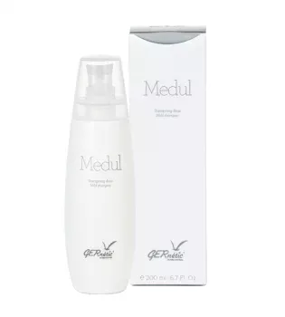 Мягкий лечебный шампунь Medul Gernetic