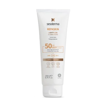 Нежный солнцезащитный флюид для тела Repaskin Silk SPF 50 Sesderma 200 мл