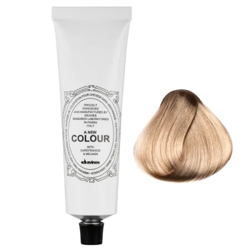 Очень светлый золотисто-платиновый ирис блонд - Lightest Golden Violet Blonde 10,32 Davines