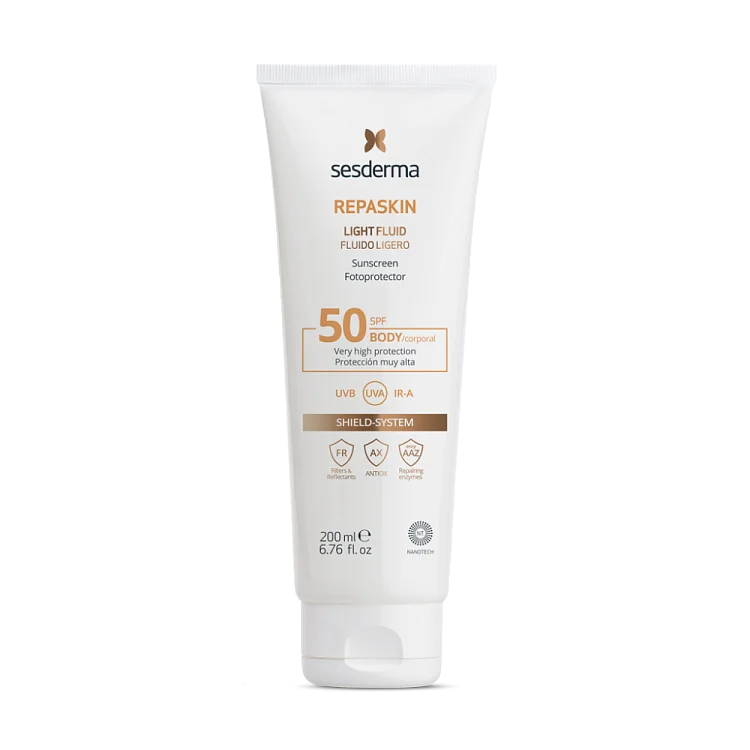Нежный солнцезащитный флюид для тела Repaskin Silk SPF 50