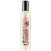 Мусс-объем More Inside для стойкой воздушной текстуры Volume Boosting Mousse Davines