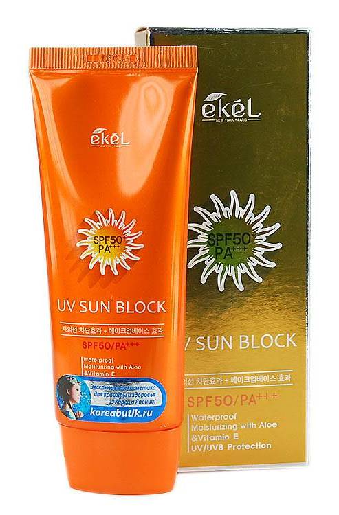 Солнцезащитный крем с экстрактом алоэ и витамином Е Ekel UV Sun Block SPF50, PA+++