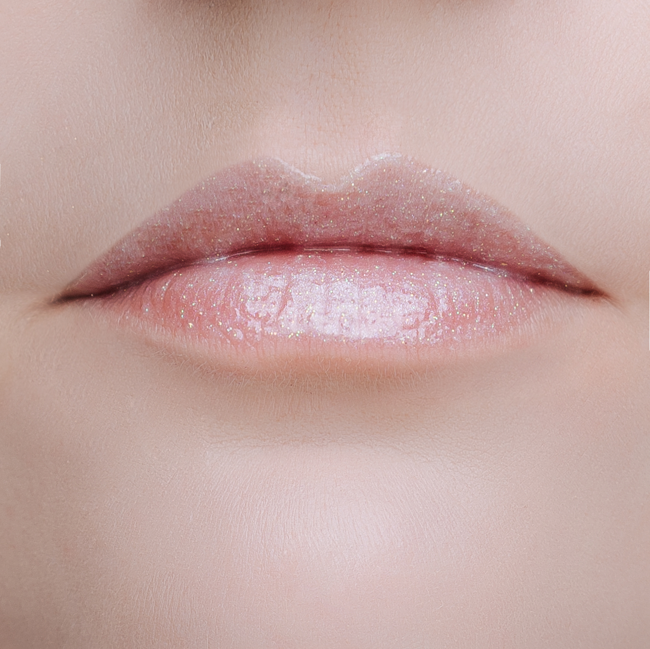 Блеск для губ с блестками Glitter In Gloss (2234R24-01, N.1, N.1, 4,5 мл)