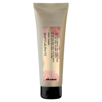Пластичная паста More Inside для объемного невидимого стайлинга Medium Hold Pliable Paste Davines