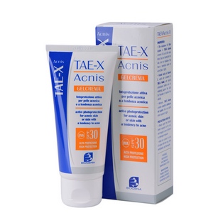 Солнцезащитный крем для жирной кожи SPF 30 Tae X Acnis витаминизированный солнцезащитный крем farmstay