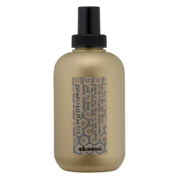 Спрей с морской солью More Inside для свободных объемных укладок Sea Salt Spray Davines 250 мл